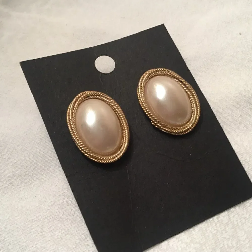 Goldtone Faux Pearl Earrings with Rope Border